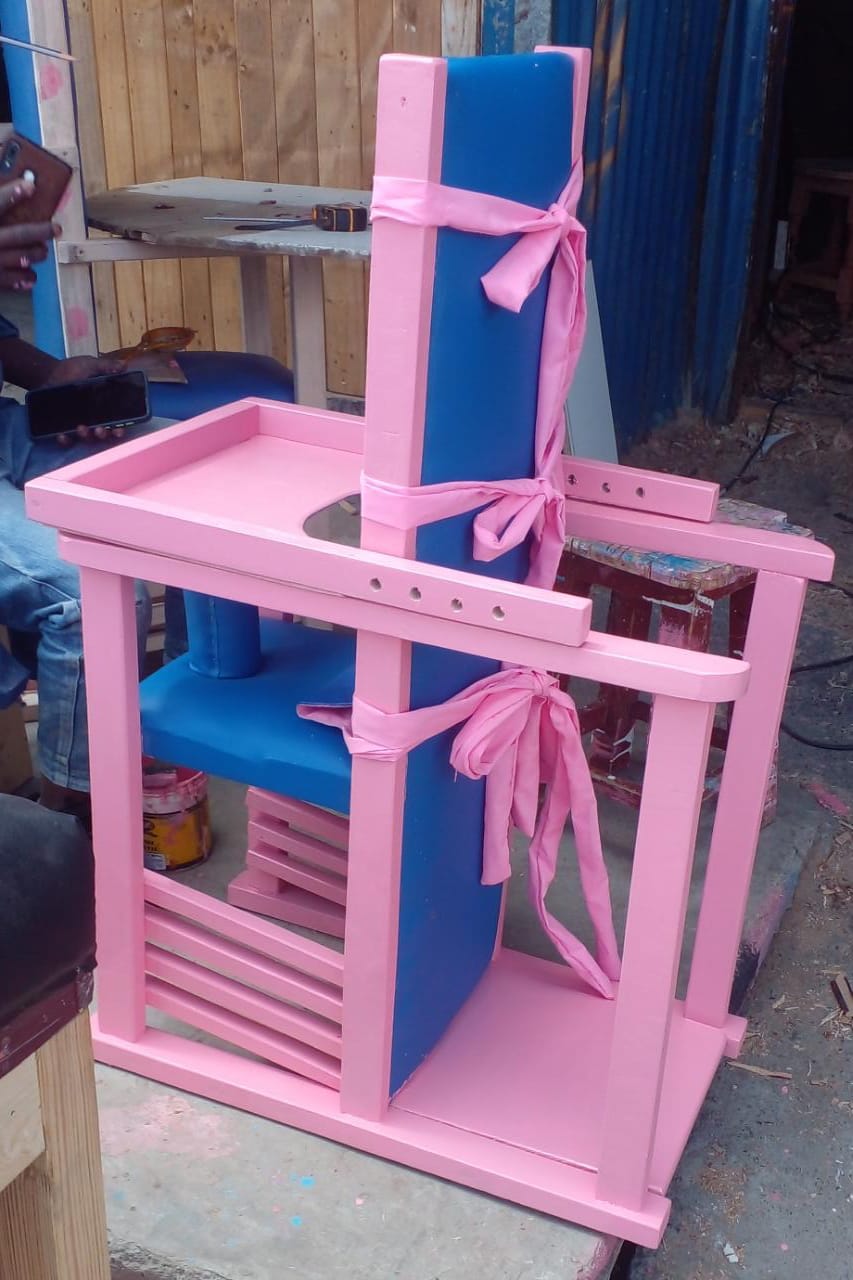 Ergonomic Standing and Sitting Aid: Enhance Posture and Productivity